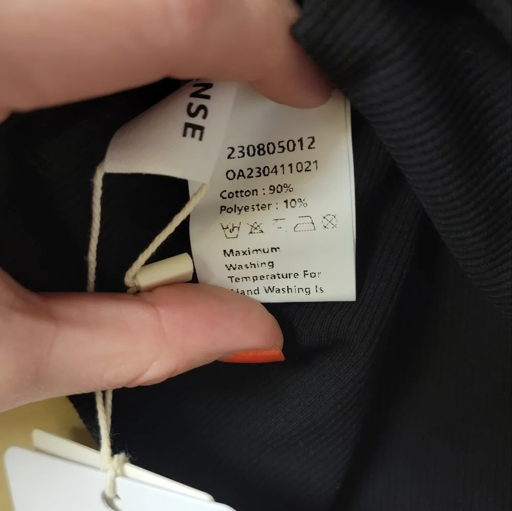 Commense NWT Black Ribbed Tank Size Small - Picture 3 of 5